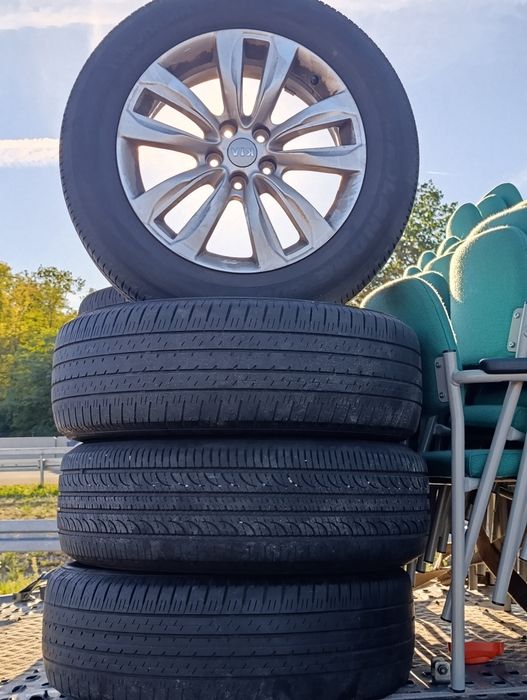 Диски в зборі KIA Sorento 5/114.3/r18/цо67.1/Santa fe/Mazda/235.60.18-6mm.