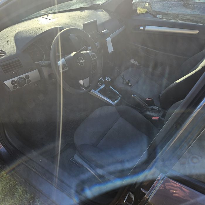 Opel Astra H 1.6 LPG 2009r