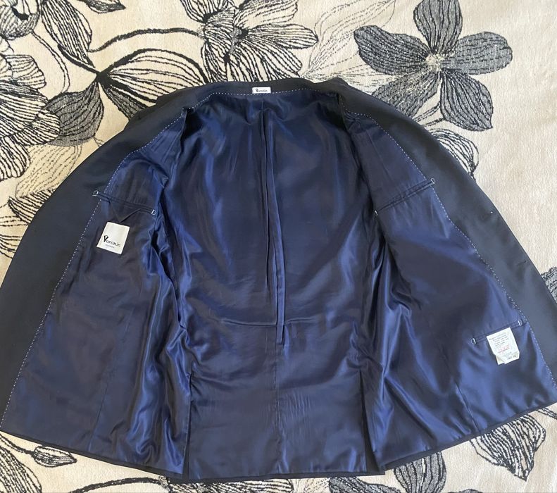 Чоловічий костюм Voronin