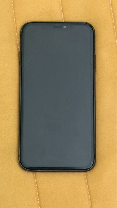 IPhone 11 128Gb com capa