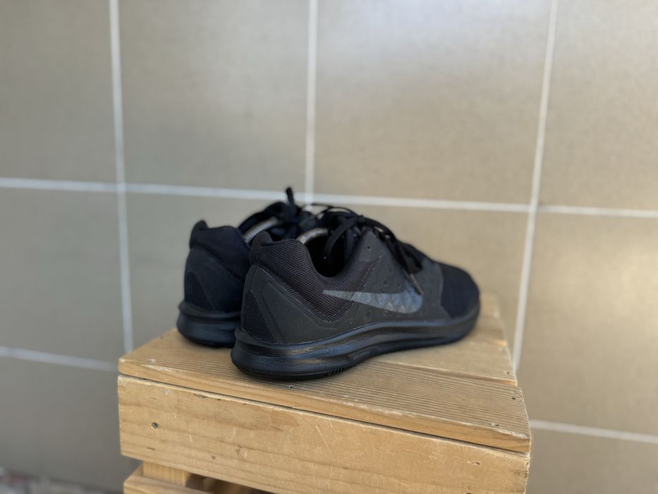 Nike downshifted кросовки кросівки