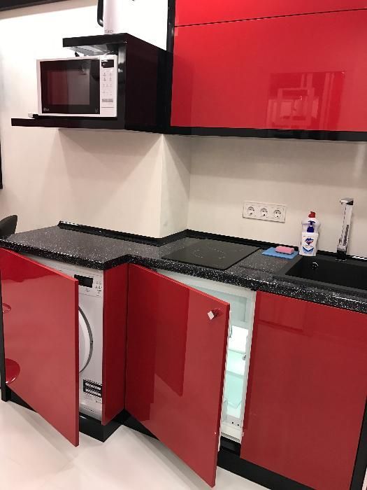 Квартира посуточно, 1к студия, м.Голосеевская, ул.Маричанская 5а