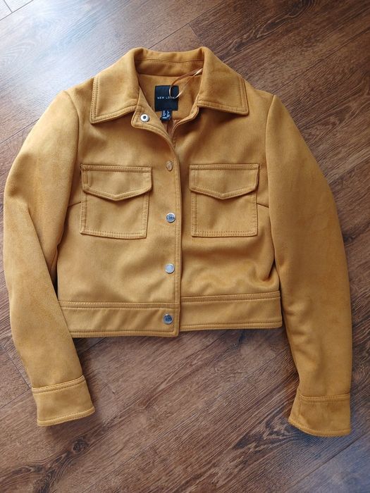 Куртичка під замш.