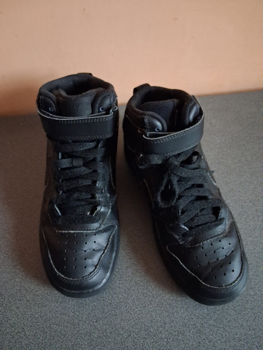 Nike кросівки  36 р.