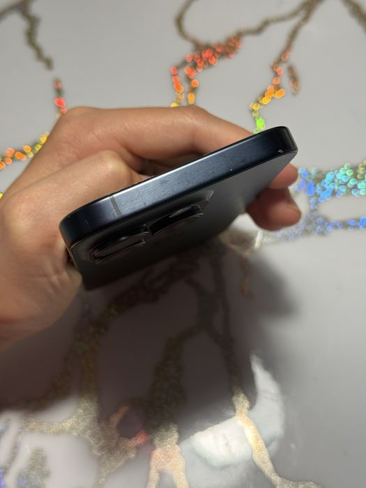 Продам iPhone 15 pro 128, собственник