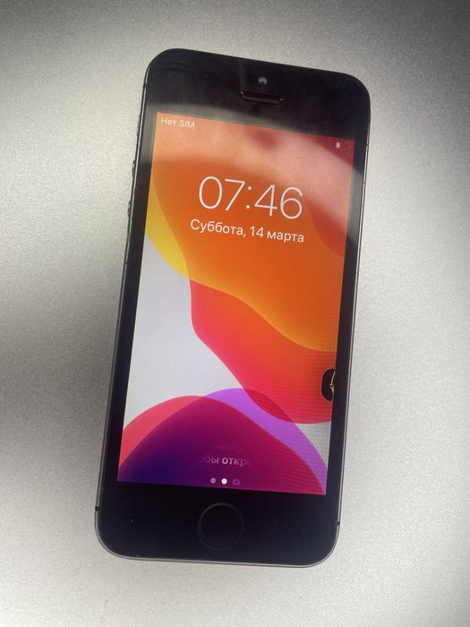 iPhone SE (2016) 16GB Space Grey