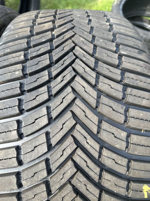 Opony 235/35/19 91 y Bringstone weathwt control a005 evo