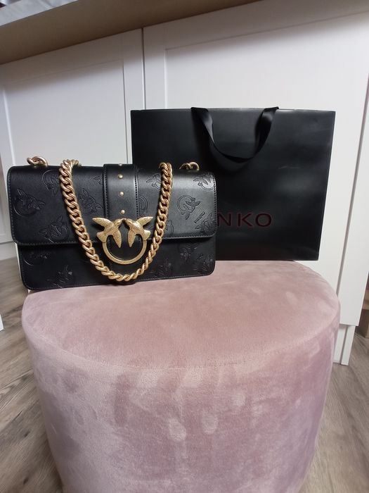 Czarna torebka Pinko Love bag