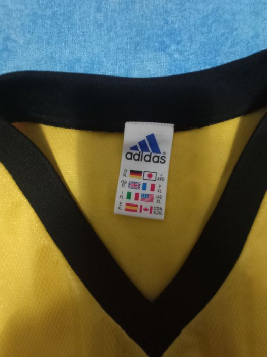 Camisolas de futebol Adidas