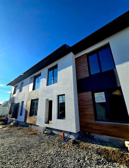 Продаж газифікованих таунхаусів на Заріччі
