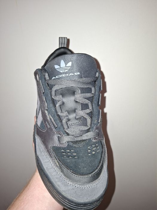 Buty adidas 2000 Czarne GX4634