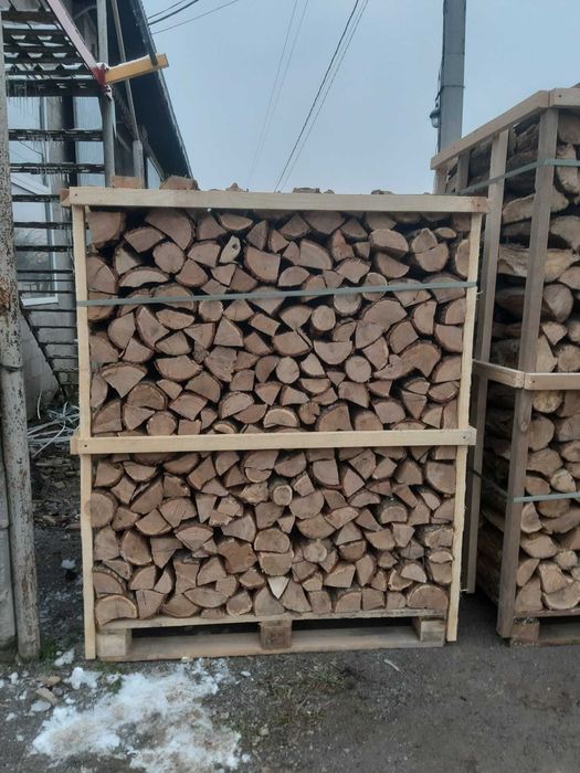 Дрова Дуб Ясень Граб Акація рубані на піддонах 1піддон=7500грн