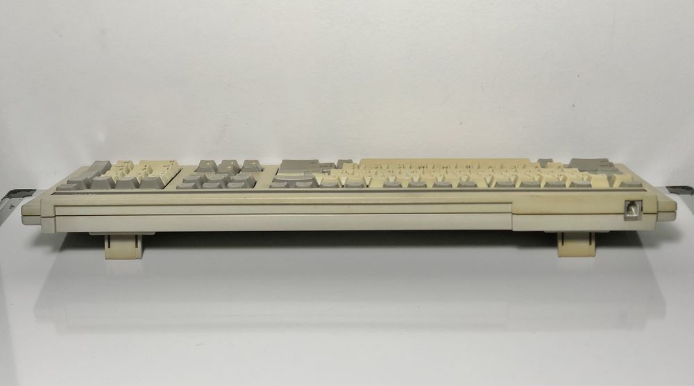 Retro klawiatura mechaniczna WYSE 840358 -01 USA terminal komputer PC