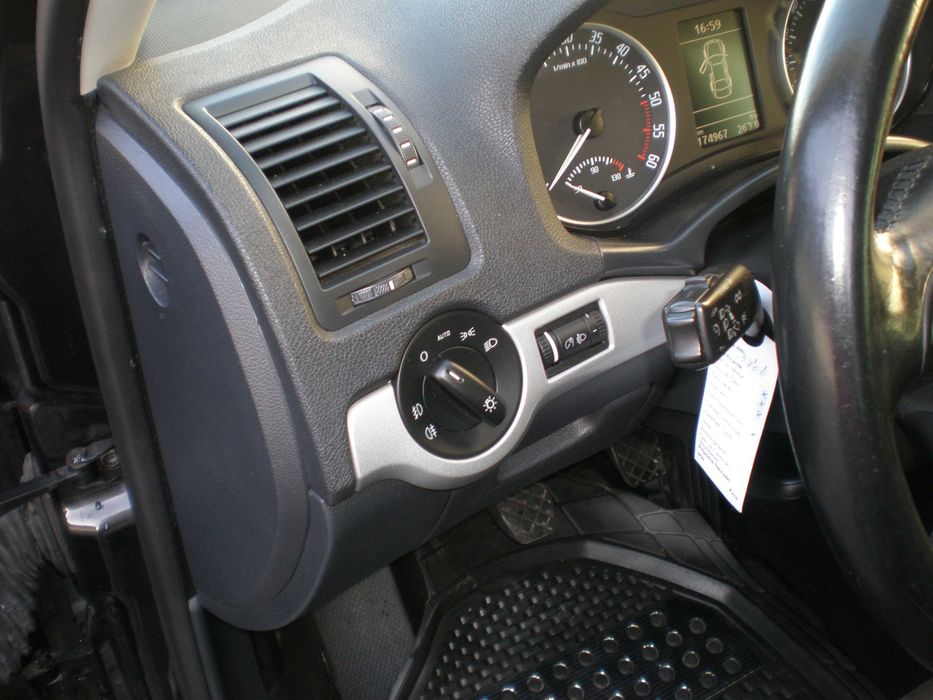 Vendo skoda 1.6 tdi nacional