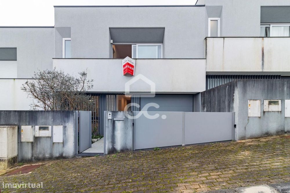 Moradia V3 Moderna Contemporânea