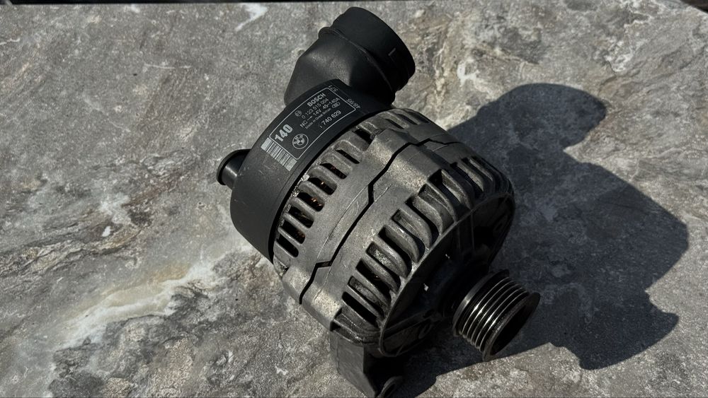 Генератор M52 2.0 2.2 2.5 2.8 ТУ Однованосний генератор м52 140 ампер
