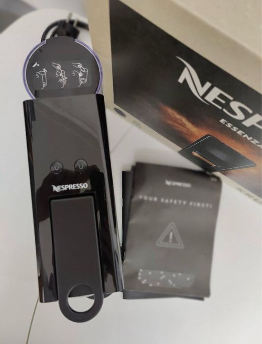 Intacta a estrear maquina cafe nespresso essenza mini preta