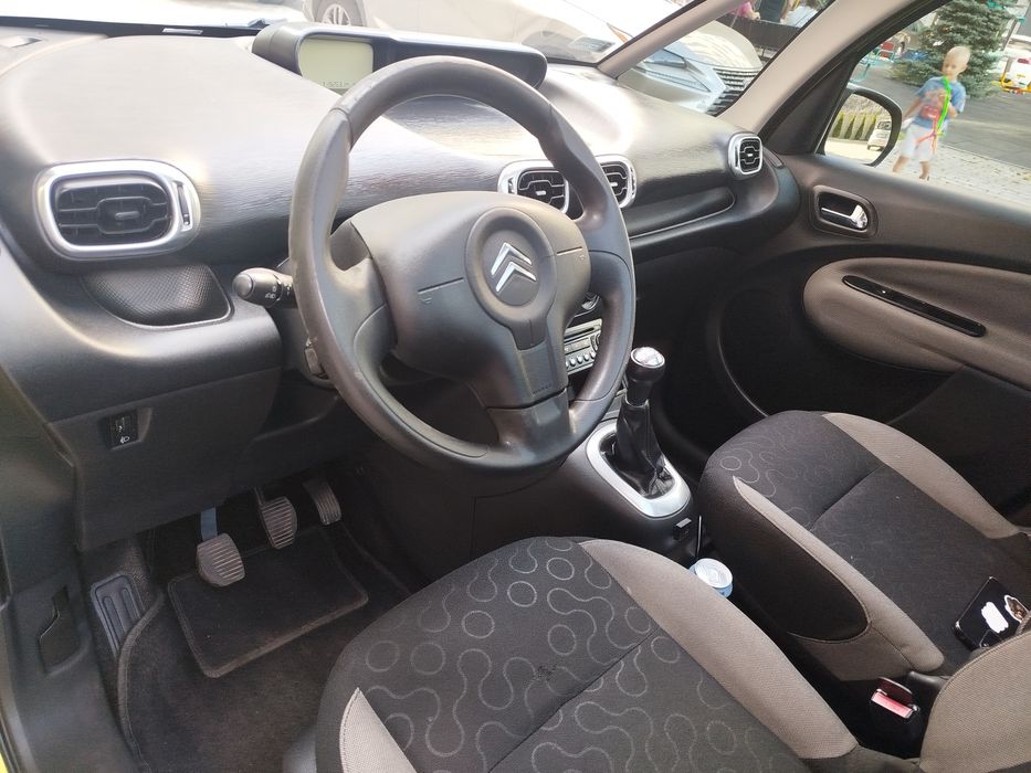 Продам  авто Citroen c3 picasso