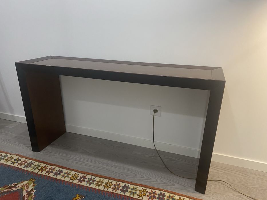 NEGOCIAVEL | Consola em Cerejeira - por MONTAR