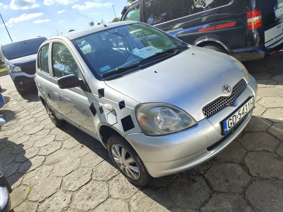 TOYOTA YARIS niezawodne auto opłaty sprawna