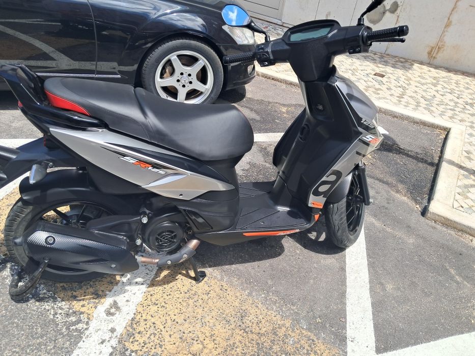 Scooter Aprilia SR 125
