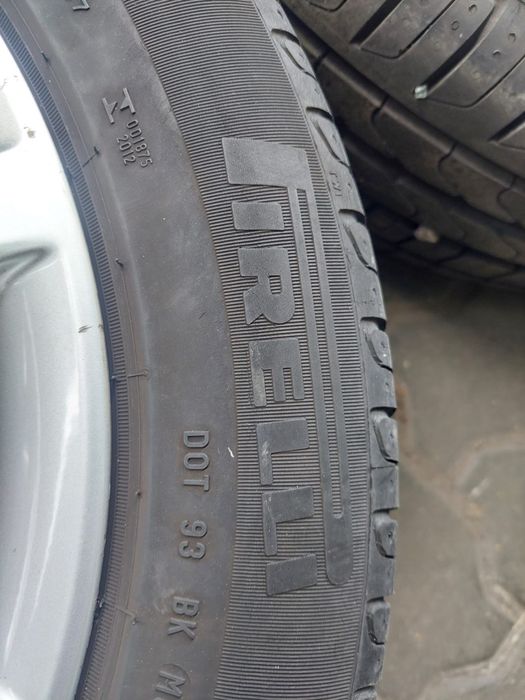 Jantes Seat R16 Com Pneus 205/55 Furação 5X112