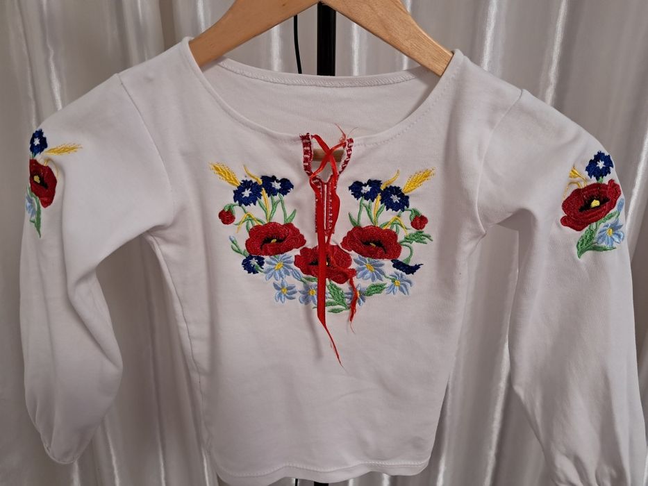 Вишиванка для дівчинки