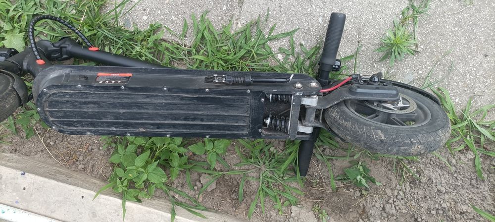 Електросамокат crosser e9