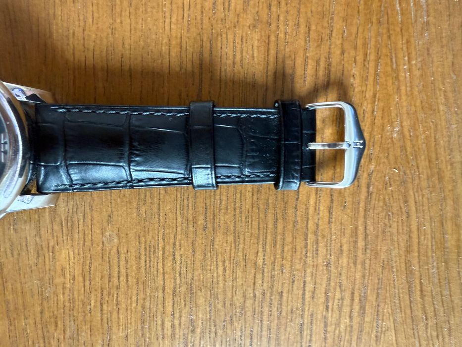 Męski zegarek Emporio Armani - skórzany pasek, model AR 0428