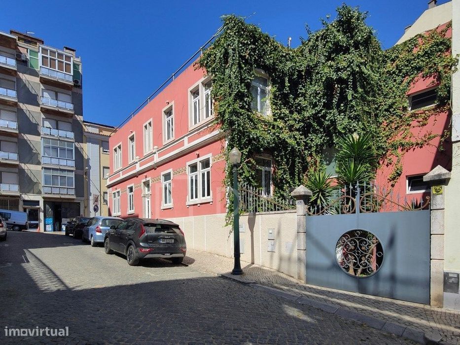 T4 Villa with Heated Pool and 2 Parking Spaces in Ar...