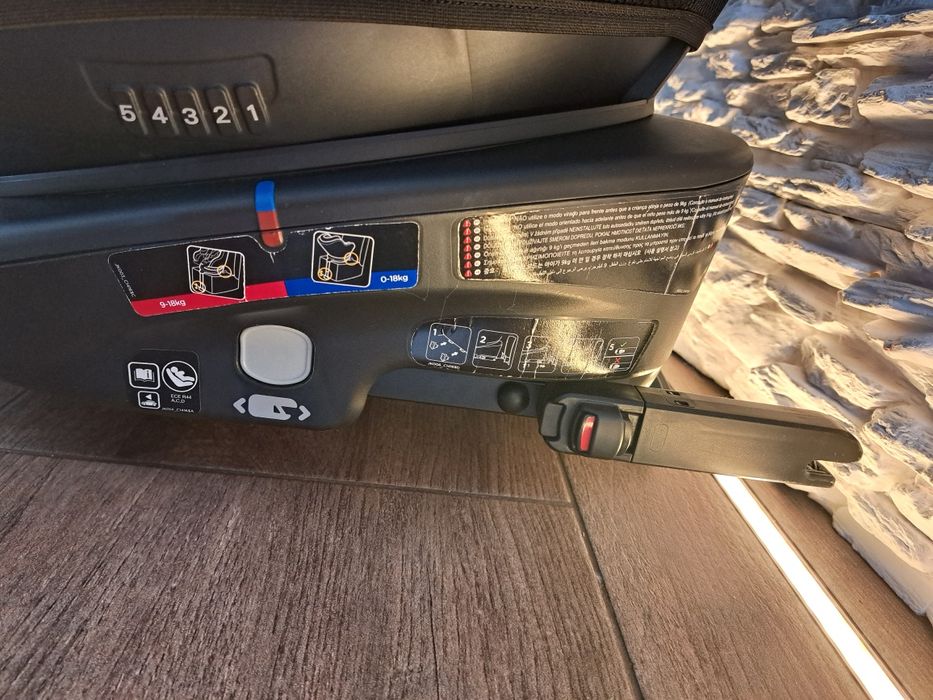 Fotelik samochodowy Joie 360 spin isofix