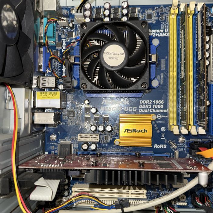 Komputer PC Win7 oryginalny 8 GB RAM, 1 TB HDD, sprawny