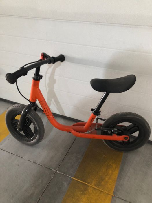 Bicicleta sem pedais mais trotinete