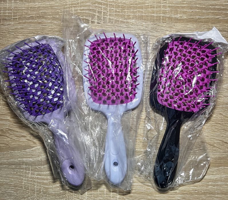 Щітка для волосся , зубні щітки , щітка для  взуття  та інше