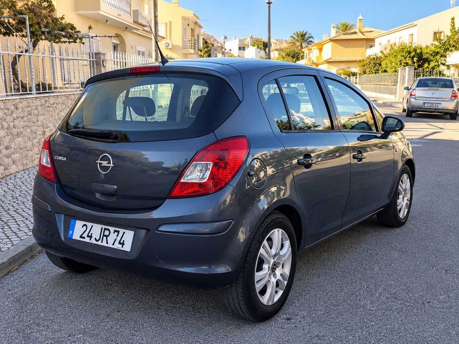 Opel Corsa D 2010 54.000 Kms Bom Estado