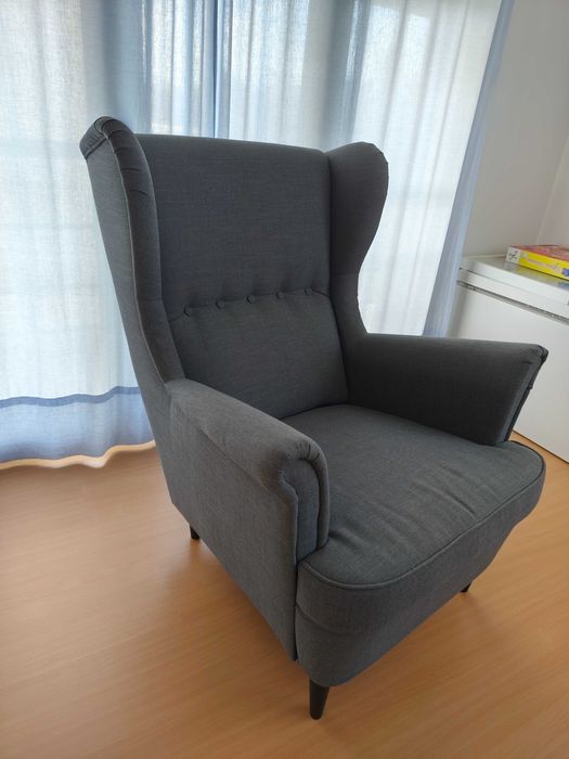 Poltrona Ikea Cinzenta
