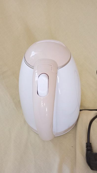 Электрочайник Liberton LEK-6802