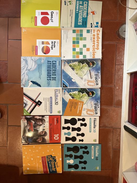 Cadernos de actividades 10 Ano