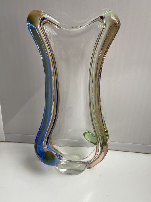 Чешская декоративная ваза