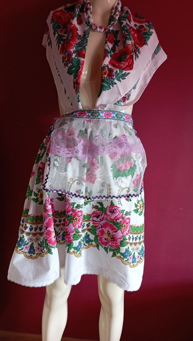 Komplet babci góralki 128