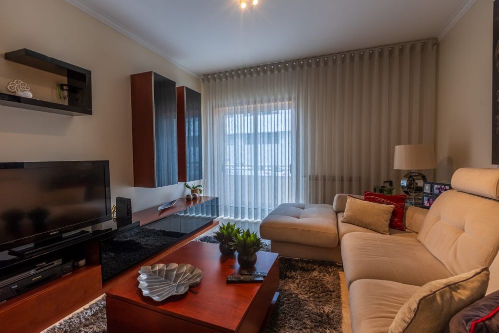 Conjunto Completo de Sala de Estar e Sala de Jantar