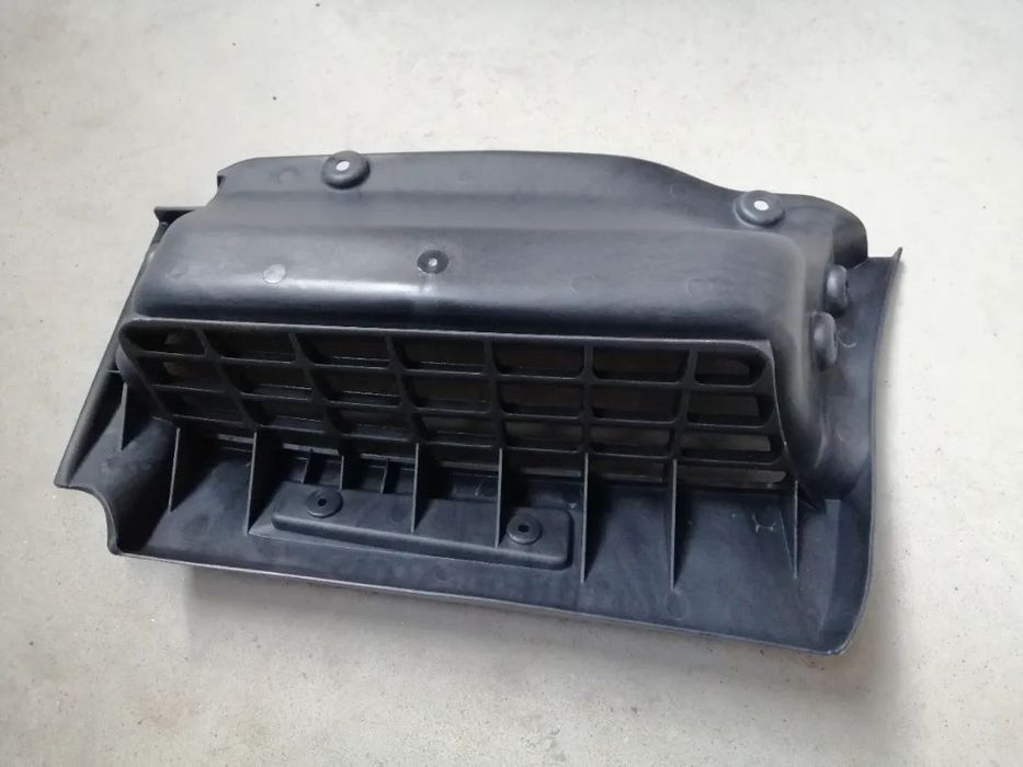Estribo Degrau Pousa pés Mitsubishi Canter Fuso Fe7 Fe8 NOVOS