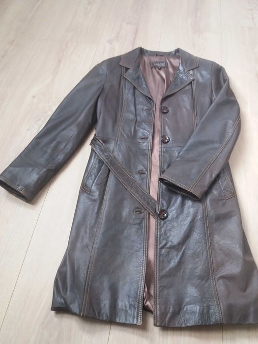 Skórzany czekoladowy płaszcz