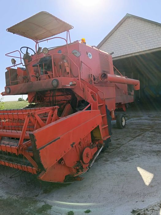 Sprzedam kombajn BIZON
