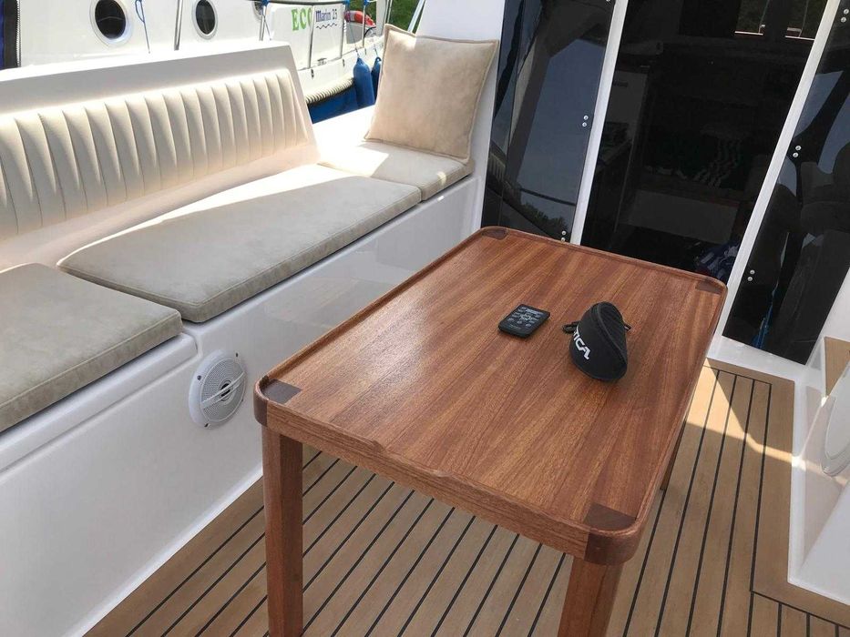 Jacht  motorowy Weekend 820  NOWY