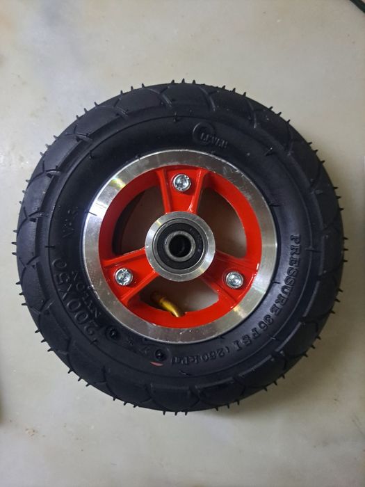 Pneu e Roda de Scooter / Trotinete Elétrica 200×50