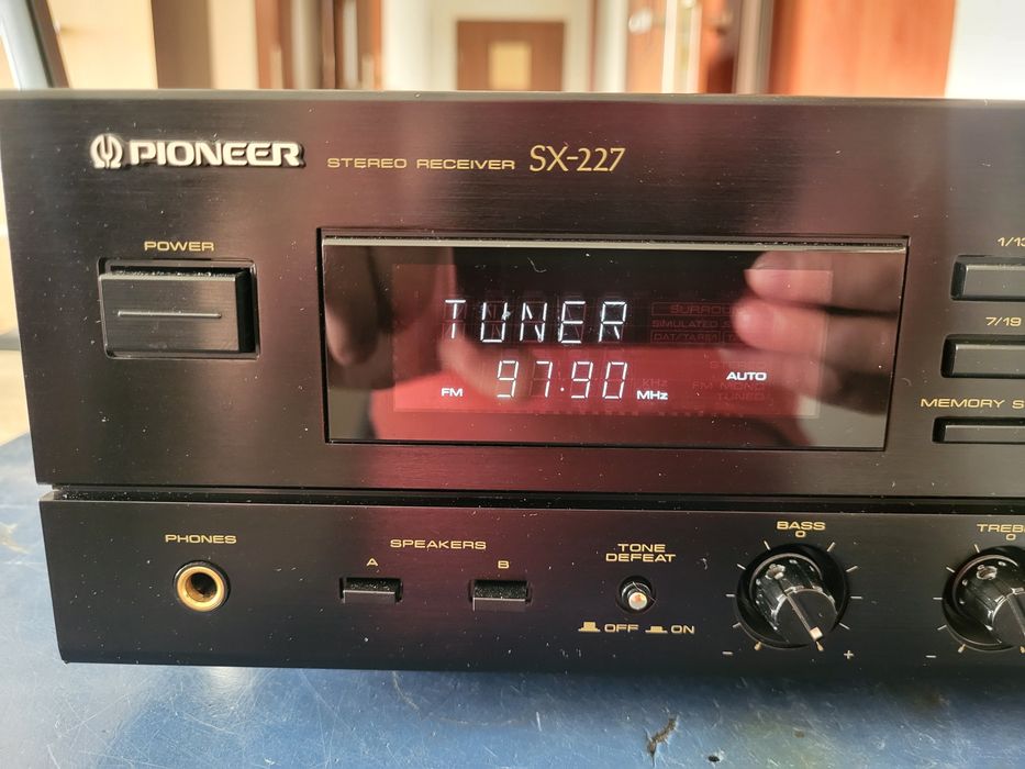 Amplituner  pioneer sx-227  sprawny 100%