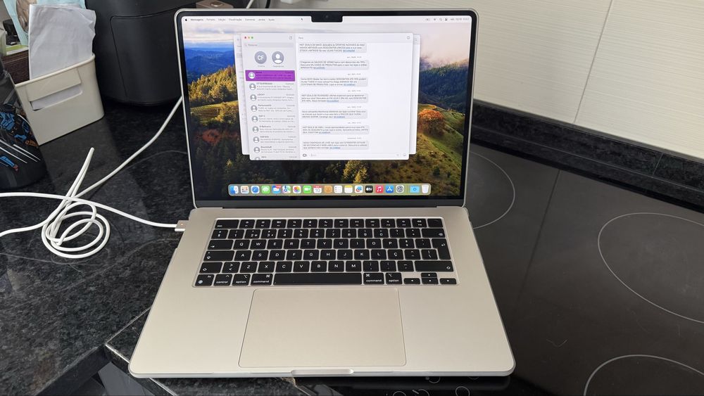 MacBook Air 15.3" M3  com garantia