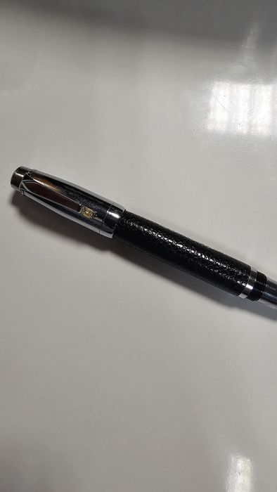 Caneta Montblac usada