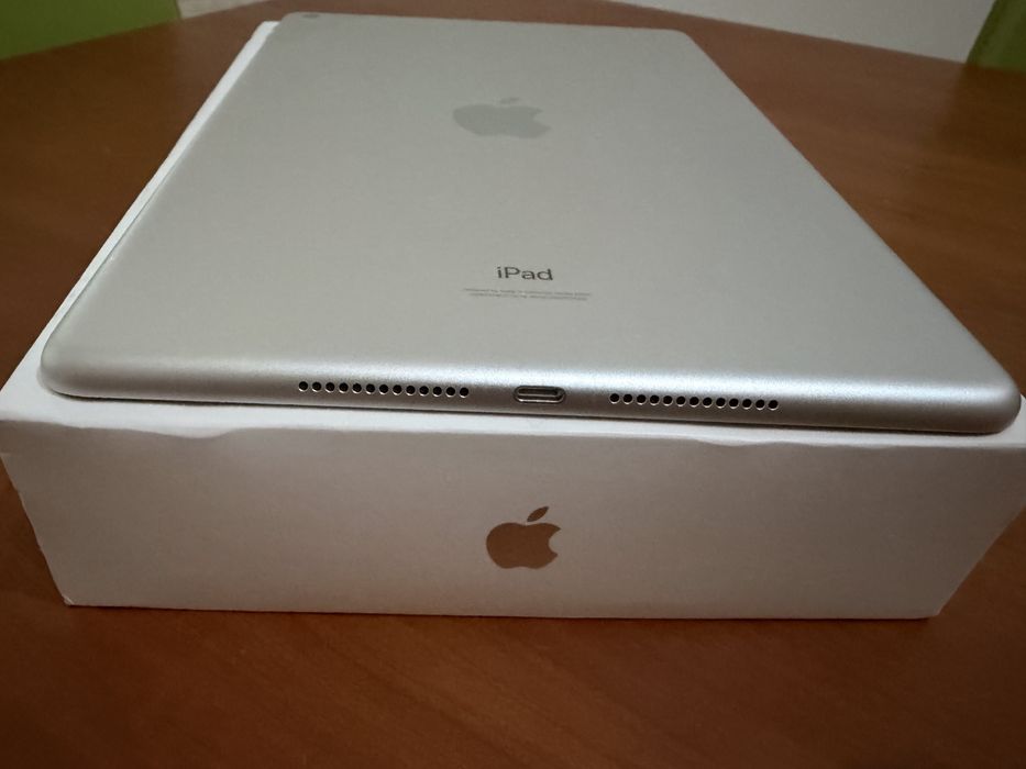 Apple IPad (Tablet) 9 Geração 64Gb + Apple Pencil Muito novo, Sem um Risco
